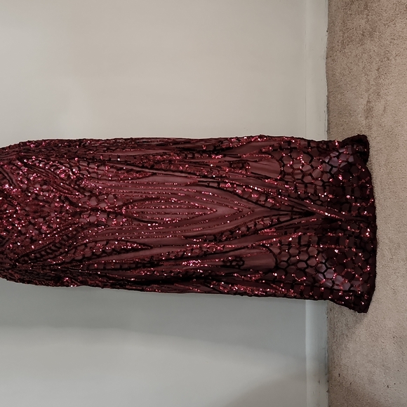 NW Nightway Sequined High Neck Backless Prom Dress - Picture 7 of 15